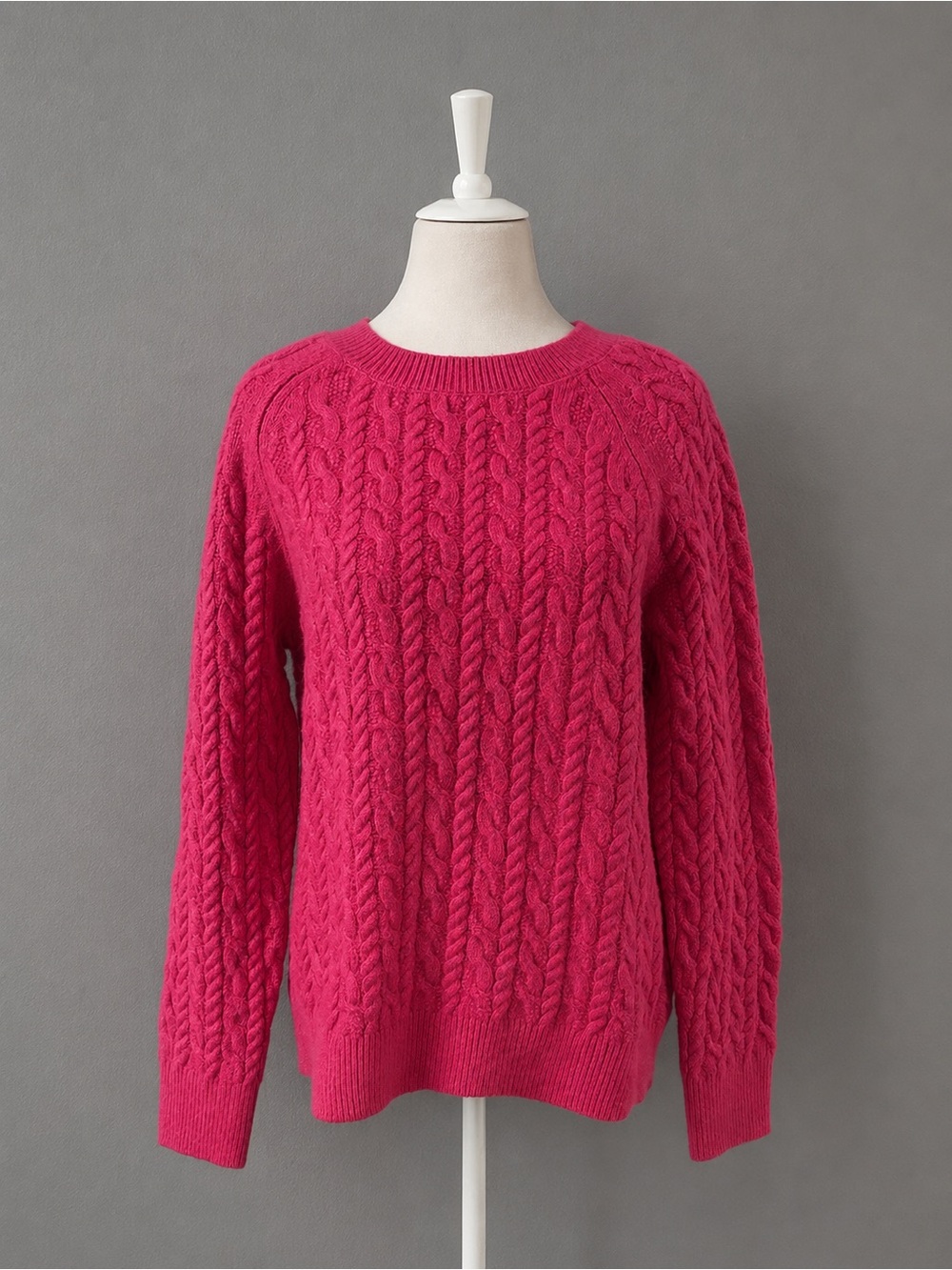 ON 34TH Cable Knit Sweater Womens Medium Pink Fuchsia Crew Neck Cozy Pullover